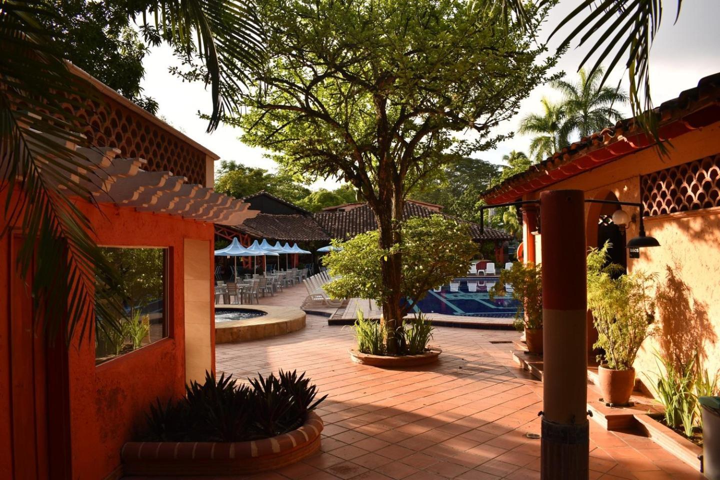Hotel Hostería Real Santa Fe de Antioquia Exterior foto